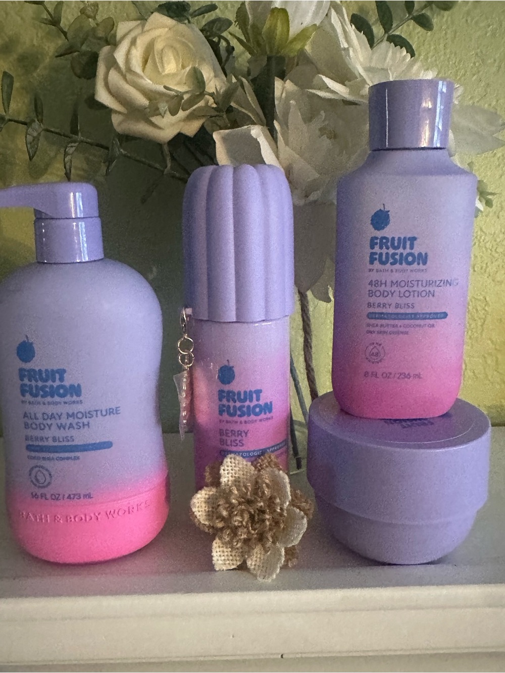 Bath & Body Works Fruit Fusion Berry Bliss Body Care Set - Lavender & Pink